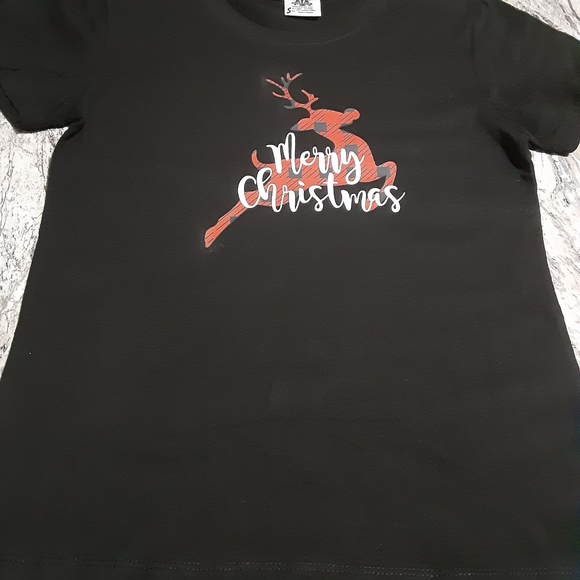 Small Merry Christmas shirt - Picture 1 of 4